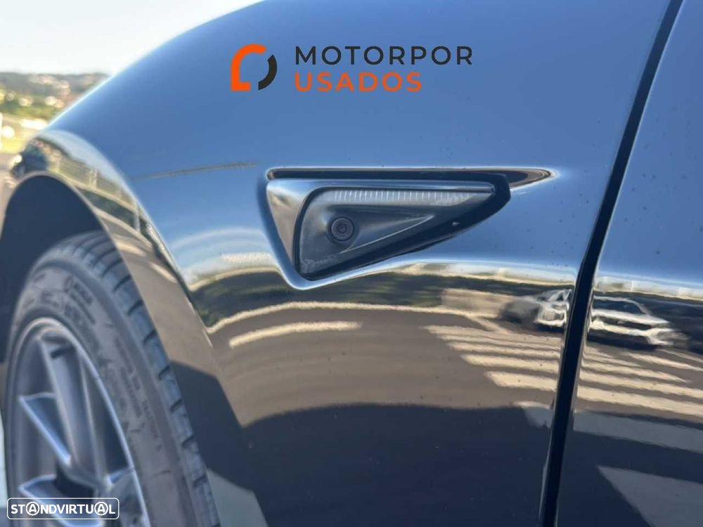 Tesla Model 3 - 18