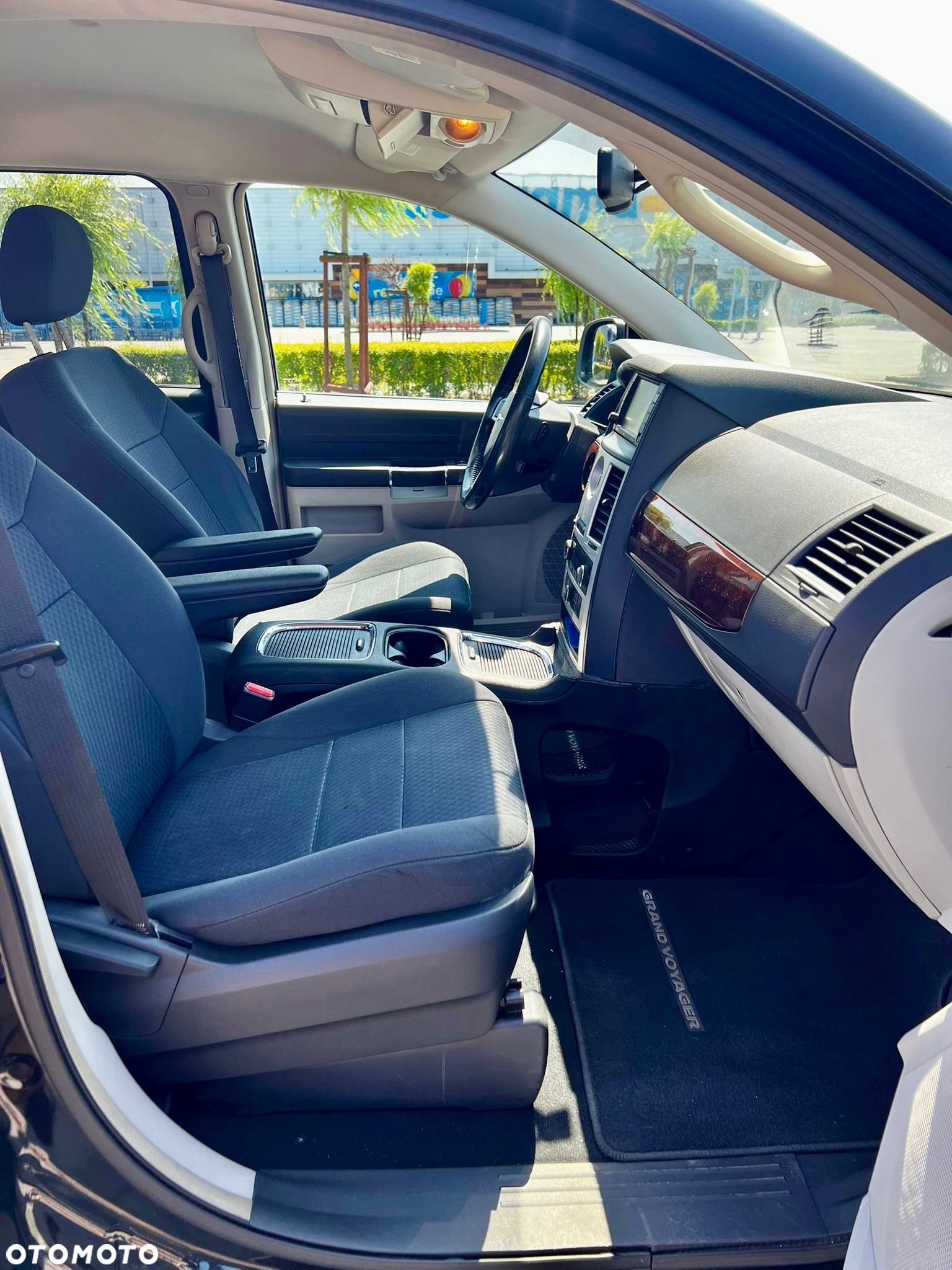 Chrysler Grand Voyager 2.8 CRD Automatik LX - 10