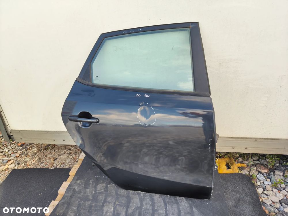 DRZWI PRAWY TYŁ PRAWE TYLNE HYUNDAI I30 I HB - 2