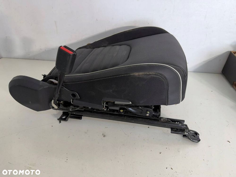 fotel kierowcy siedzisko wentylowane kia sportage v 24- eu - 5