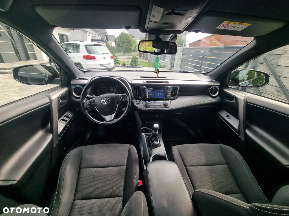 Toyota RAV4 2.0 Premium 4x4 - 9