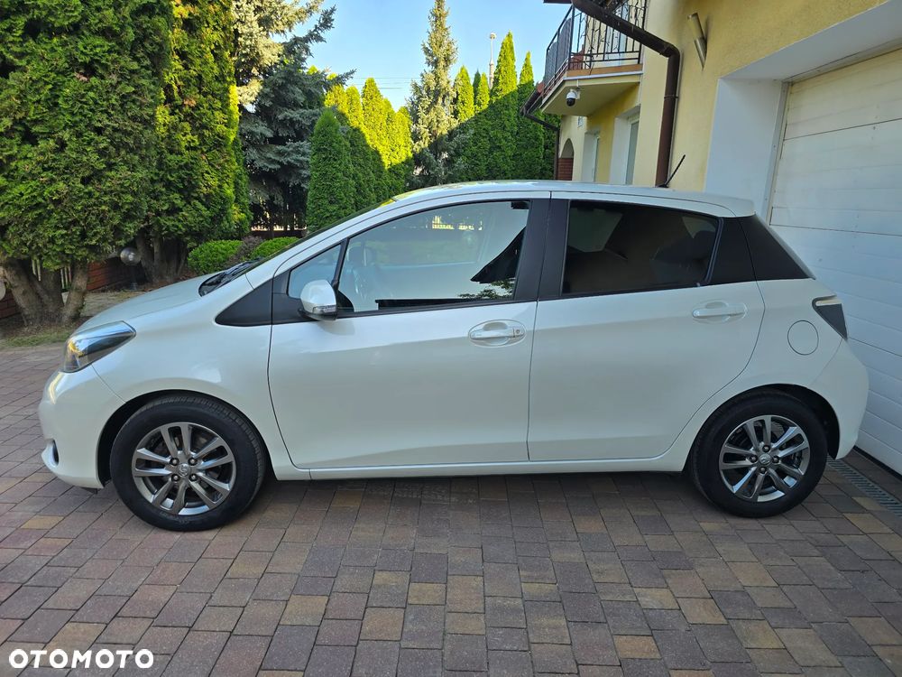 Toyota Yaris 1.0 Premium - 19