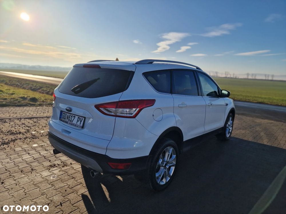 Ford Kuga 2.0 TDCi 4x4 Titanium - 9