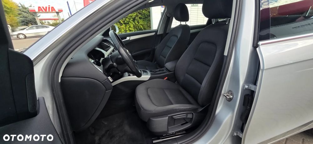 Audi A4 Avant - 30