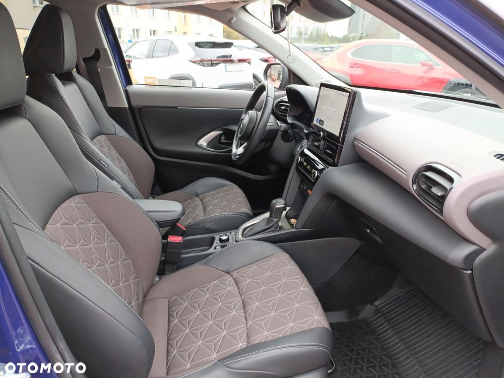 Toyota Yaris Cross Hybrid 1.5 Executive AWD - 10