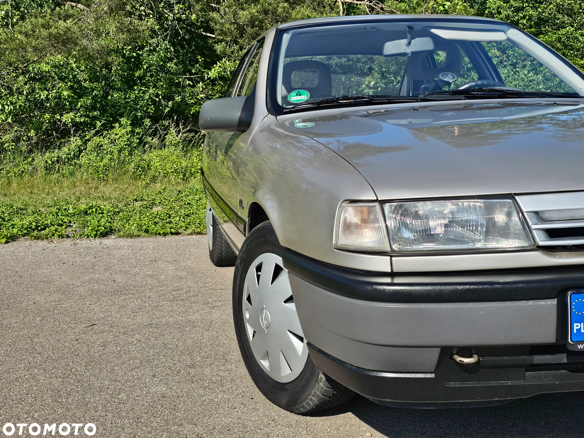 Opel Vectra 2.0 GL - 5