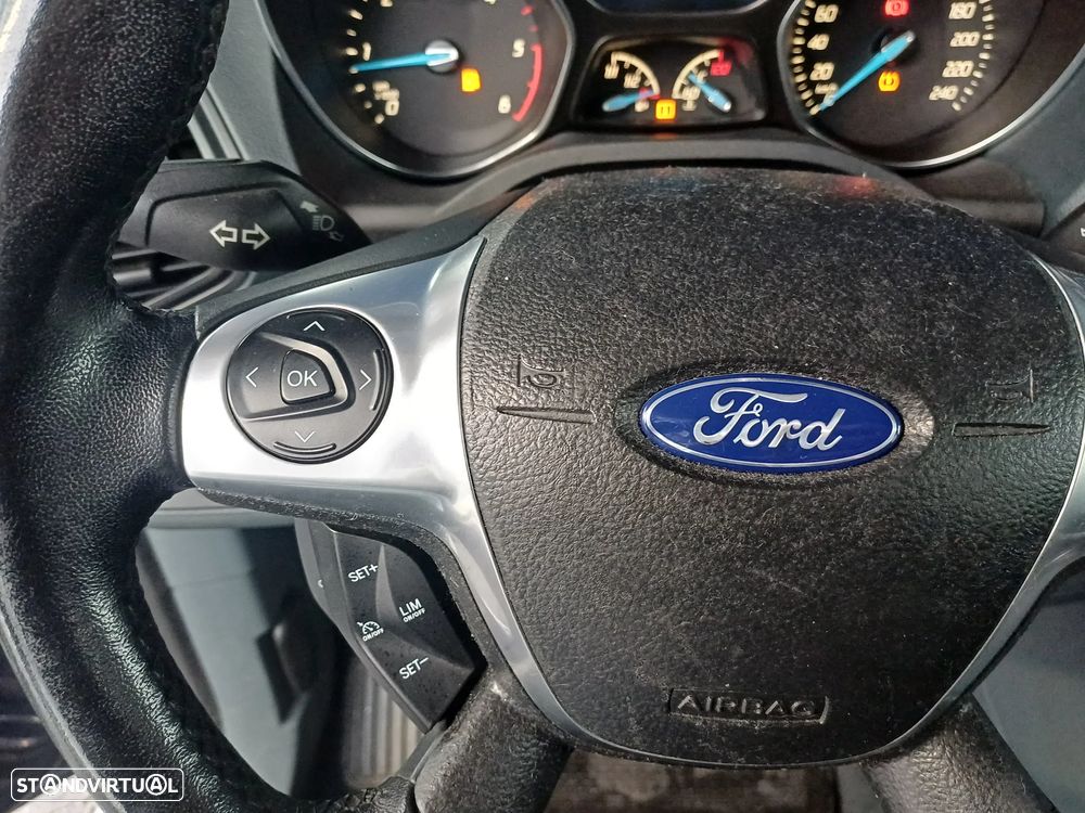 Ford C-Max 1.6 TDCi S&S Titanium - 21