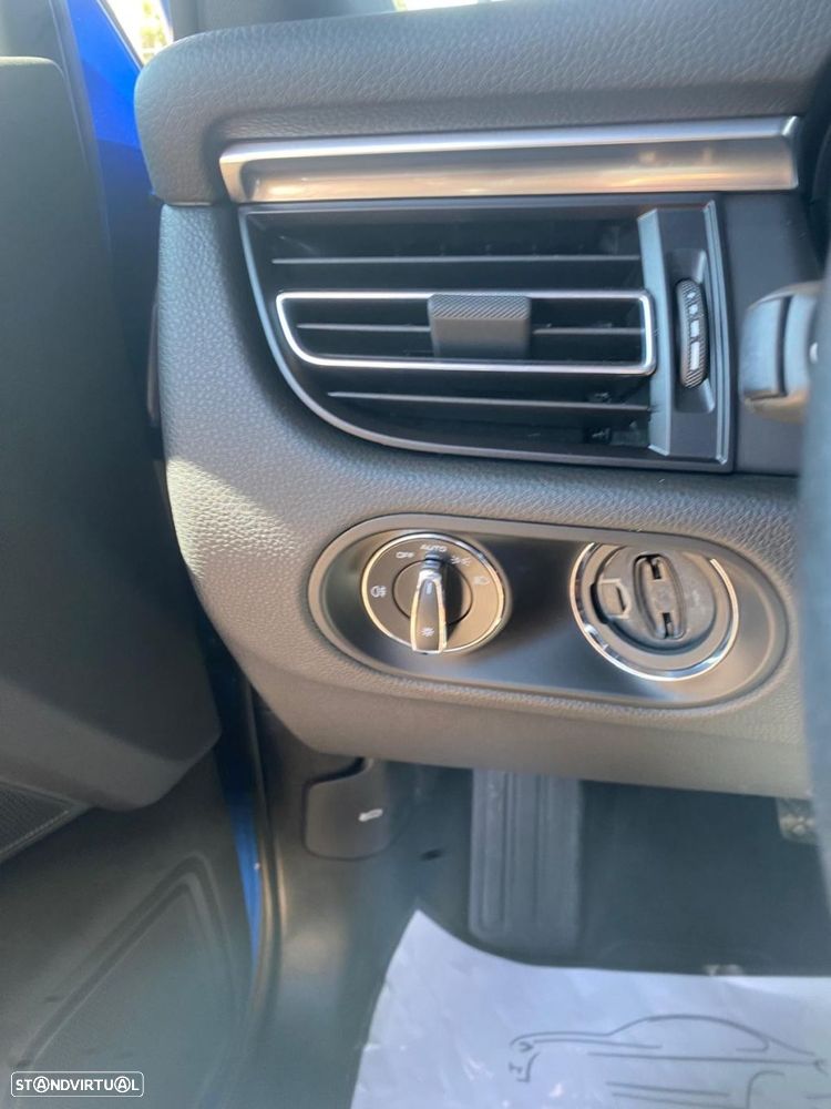 Porsche Macan 2.0T — fotografia 31