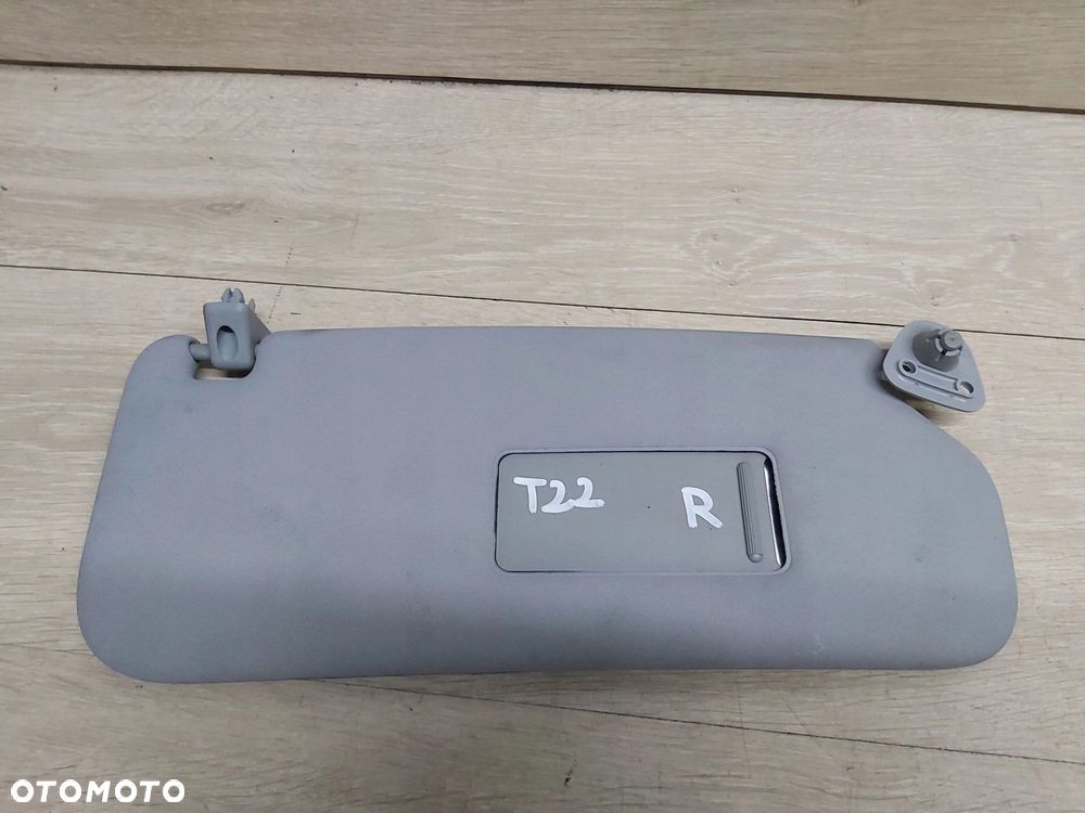 Toyota AVENSIS T22 osłona przeciwsłoneczna prawa - 1