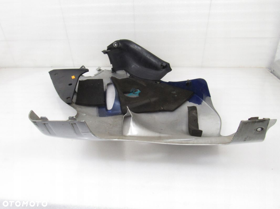 Bok prawy / owiewka Suzuki GSX-R 1300 Hayabusa 99-07 - 10