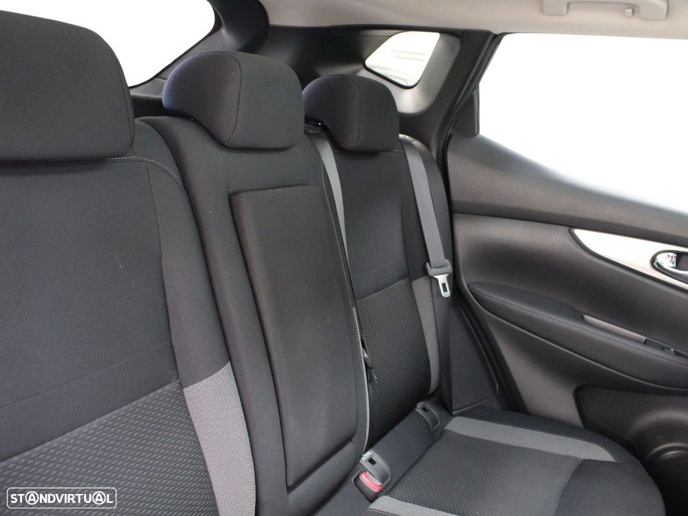 Nissan Qashqai 1.3 DIG-T Tekna - 16