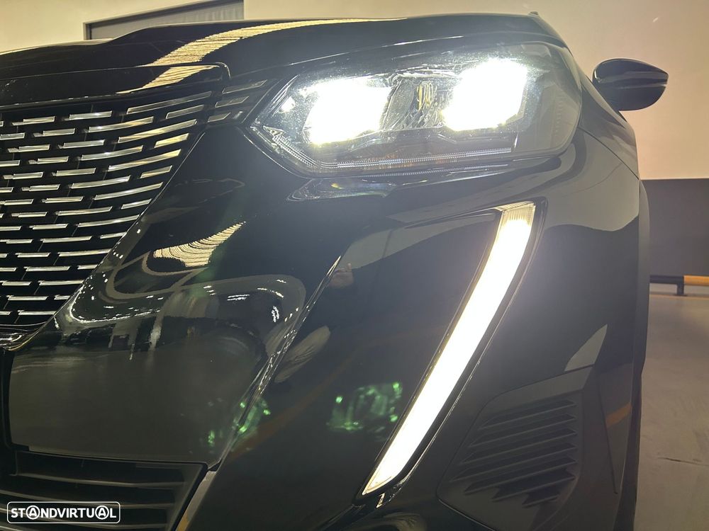 Peugeot 2008 1.2 PureTech Allure Pack - 5