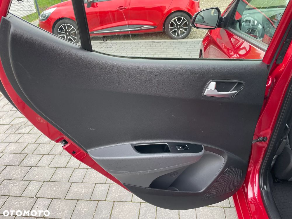 Hyundai i10 1.0 BlueDrive Black Line - 17