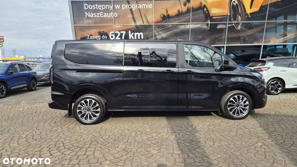 Ford Tourneo Custom - 2