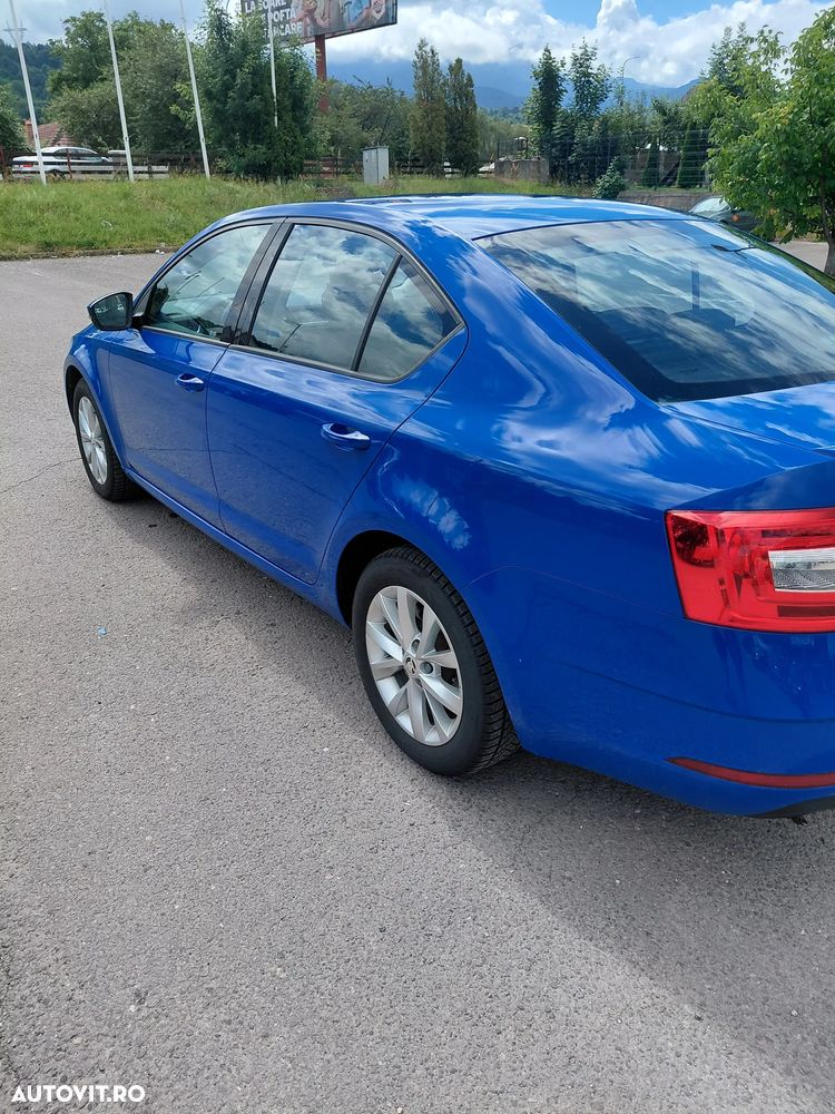 Skoda Octavia 1.5 TSI Ambition - 4