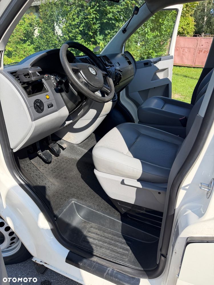 Volkswagen Transporter - 25