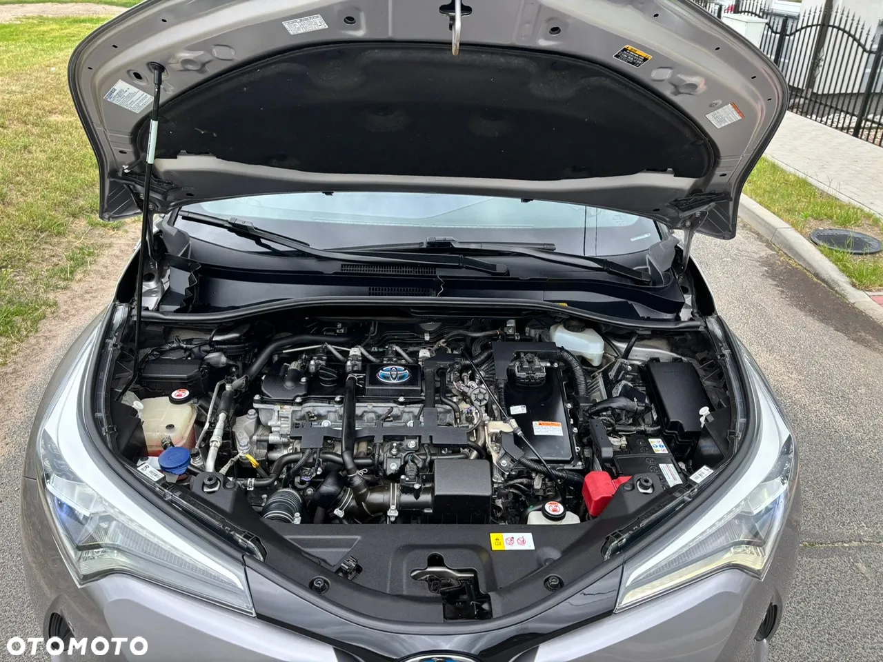 Toyota C-HR 1.8 Hybrid GPF Executive - 19