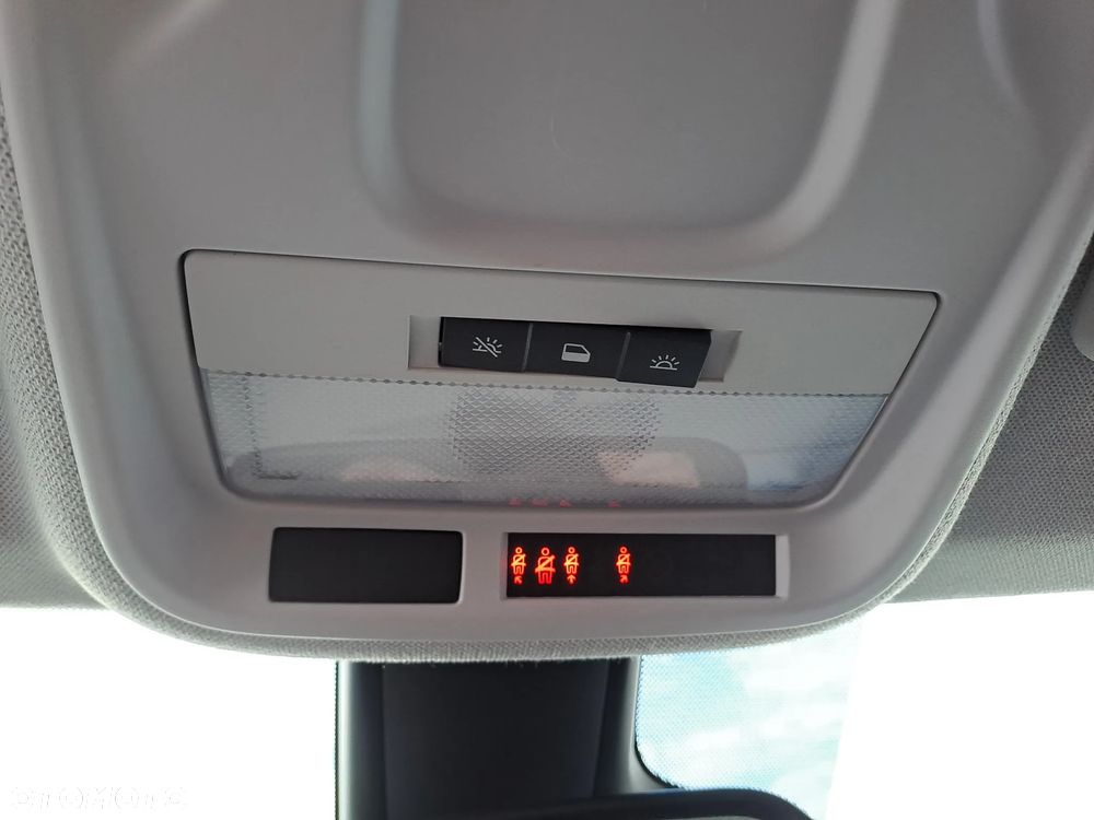 Opel Crossland X 1.2 Enjoy - 24