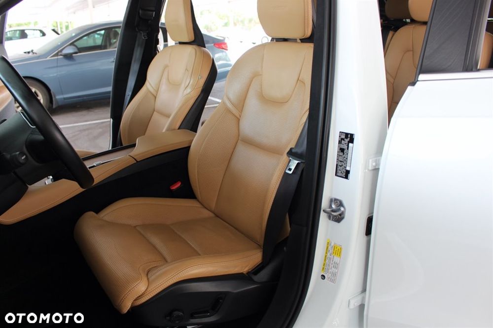 Volvo XC 90 T6 AWD Inscription 7os - 27