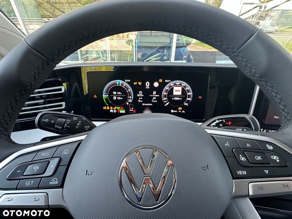 Volkswagen Tiguan - 17