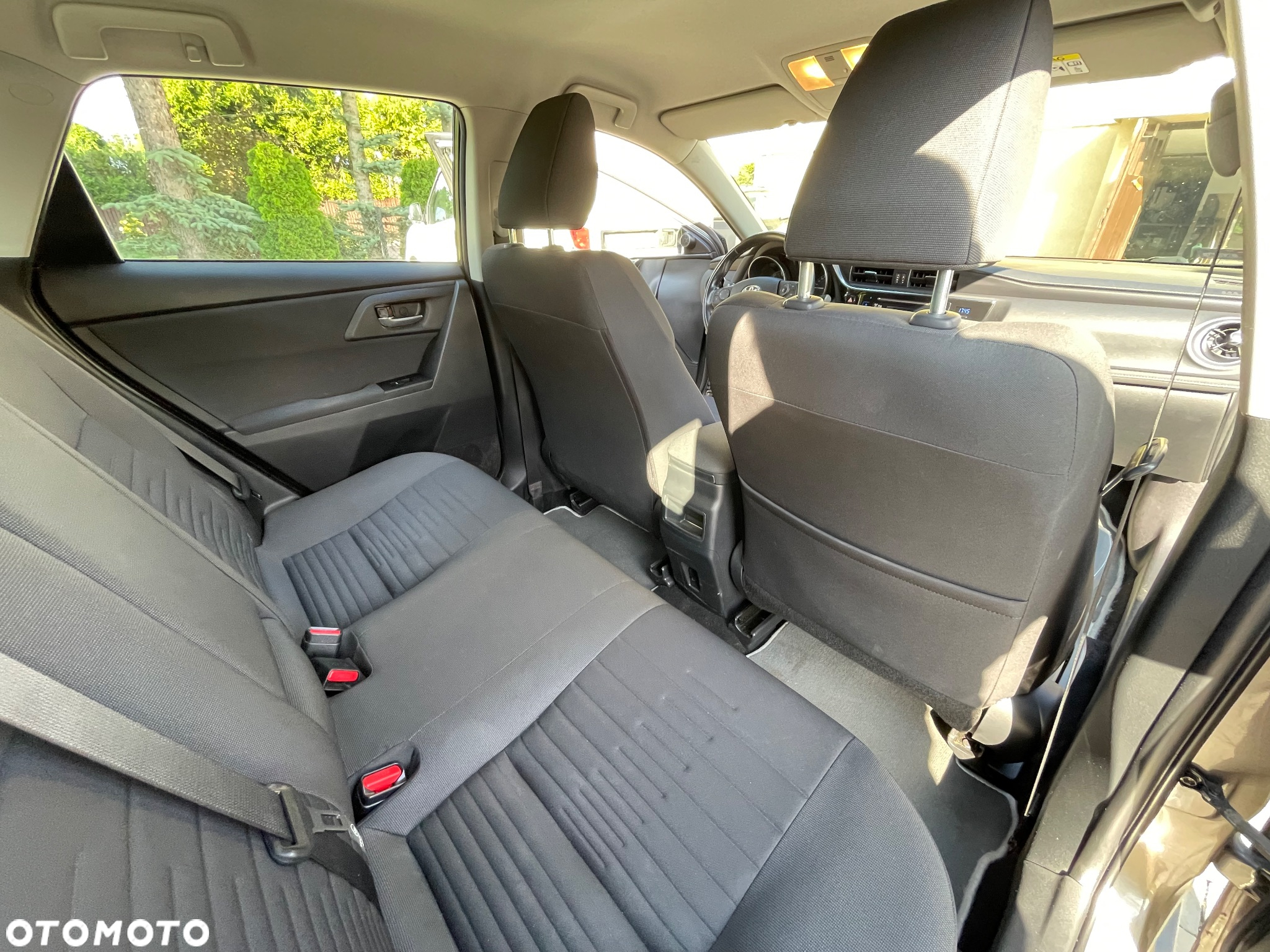 Toyota Auris Hybrid 135 Comfort - 9