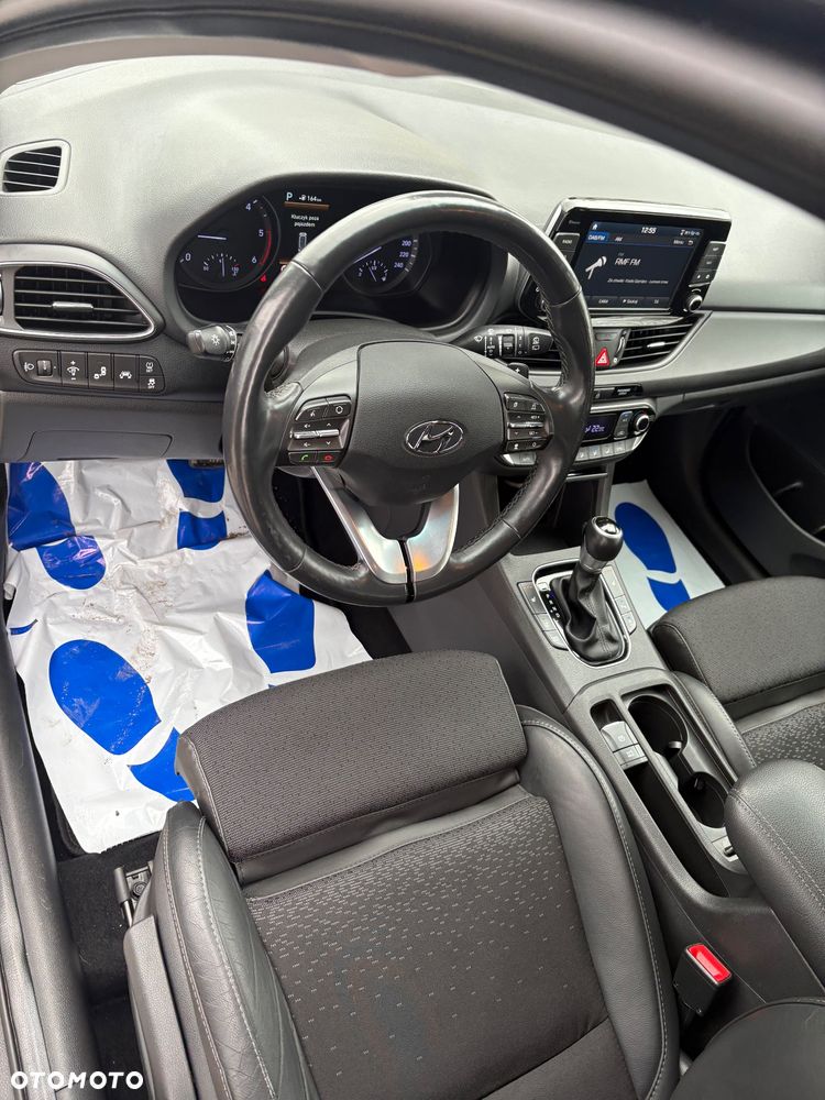 Hyundai i30 1.6 CRDI Premium DCT - 21