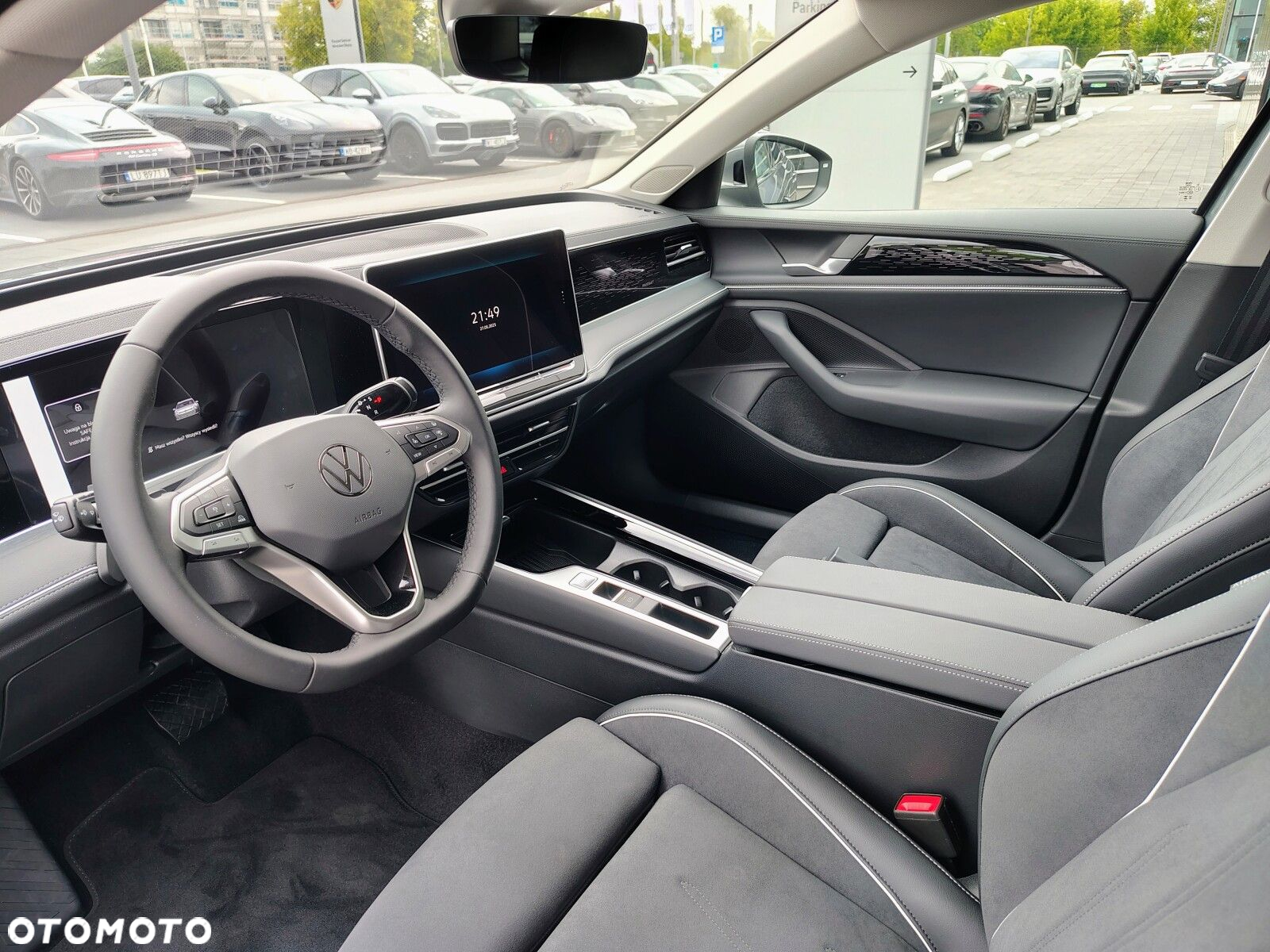 Volkswagen Passat - 13