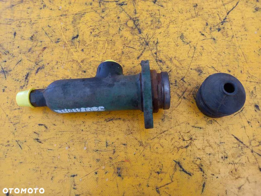 Wysprzęglik pompka sprzęgła Bendix Massey 8150 - 1