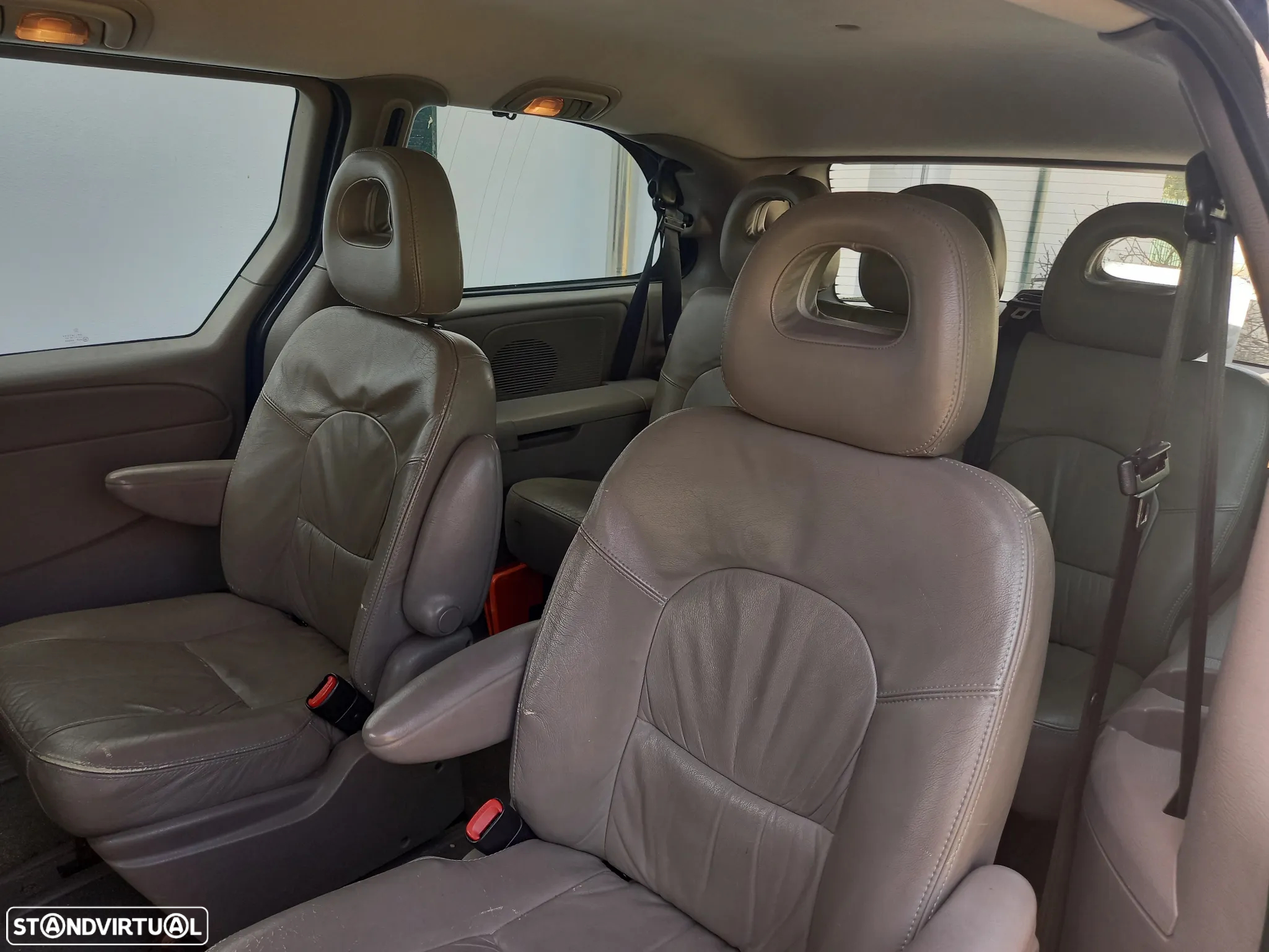 Chrysler Grand Voyager 2.5 CRD LX - 3