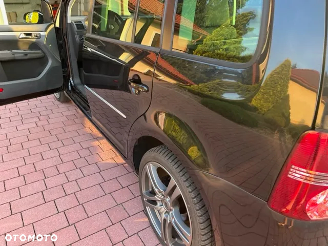 Volkswagen Touran 2.0 TDI DPF Trendline - 10