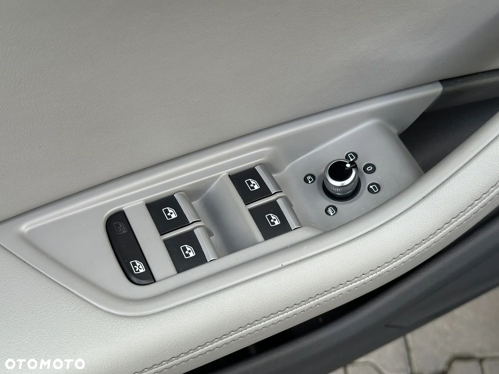 Audi A4 Avant 40 TDI Advanced S tronic - 14