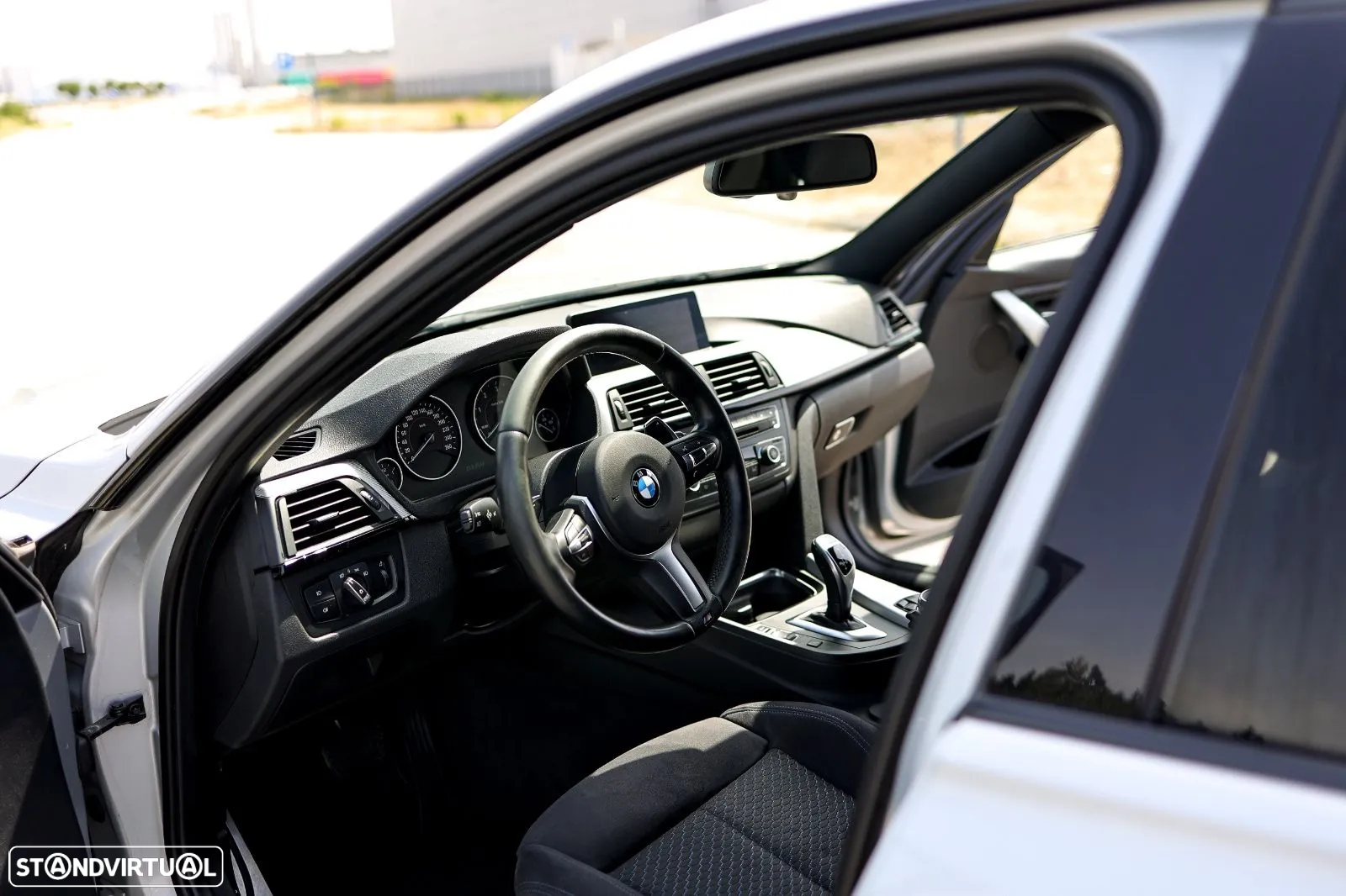 BMW 320 d xDrive Auto - 10