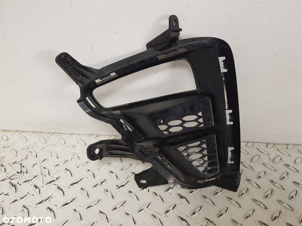 KIA CEED III 3 18-22  KRATKA ZDERZAKA PRAWA PRZÓD PRZEDNIA 86564J7010  86564J7010 - 3