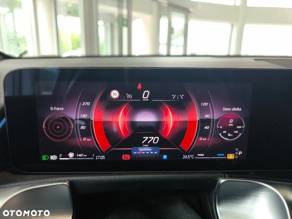 Mercedes-Benz GLB 200 AMG Line 7G-DCT - 31