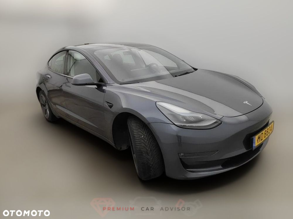 Tesla Model 3 Langstreckenbatterie Allradantrieb Dual Motor - 7