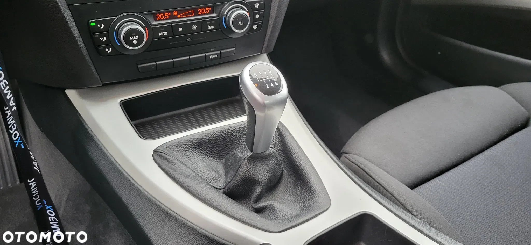 BMW Seria 3 318i - 40