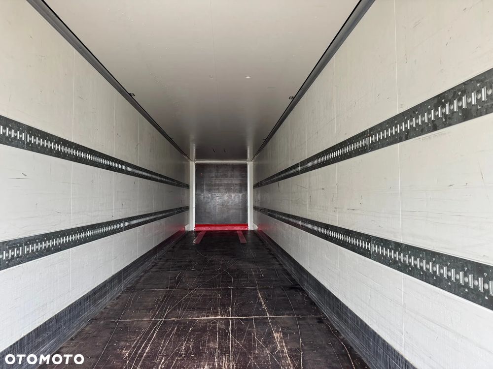 Krone Izoterma, Winda DHOLLANDIA ,Oś podnoszona - 14