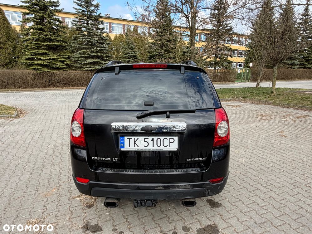 Chevrolet Captiva 2.0 d LT medium - 5