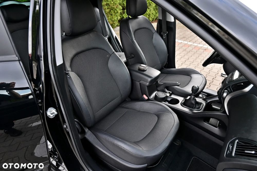 Hyundai ix35 1.6 GDI Premium 2WD - 39