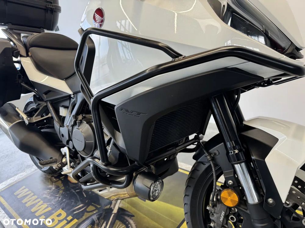 Honda NT - 9
