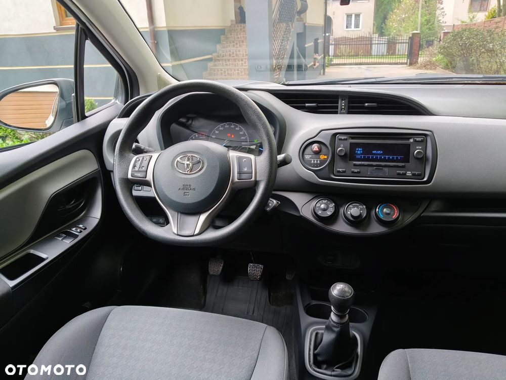 Toyota Yaris 1.5 Active - 19