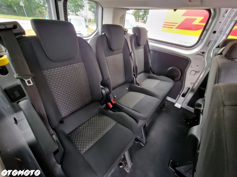 Ford Transit Custom - 11