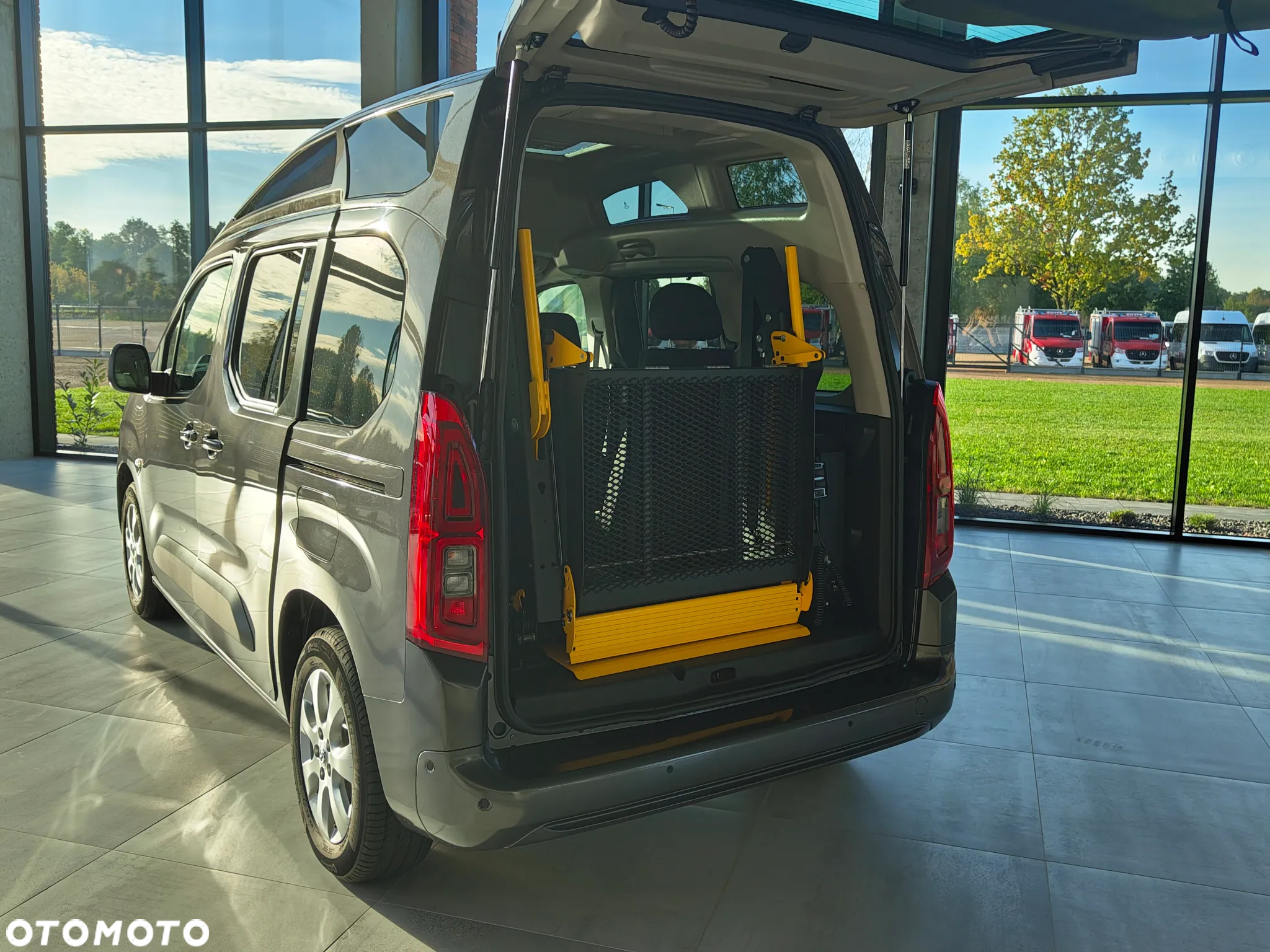 Opel Combo L 1.5 BlueHDi S&S - 11