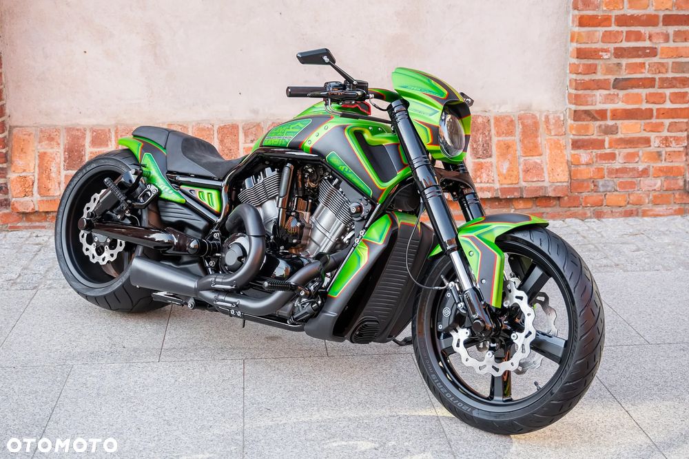 Harley-Davidson V-Rod Muscle - 1