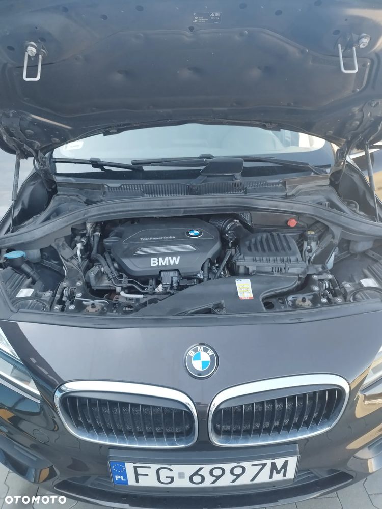 BMW Seria 2 216d - 19