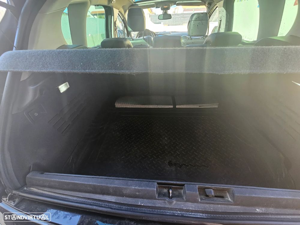 Peugeot 3008 2.0 HDi Hybrid4 99g - 11