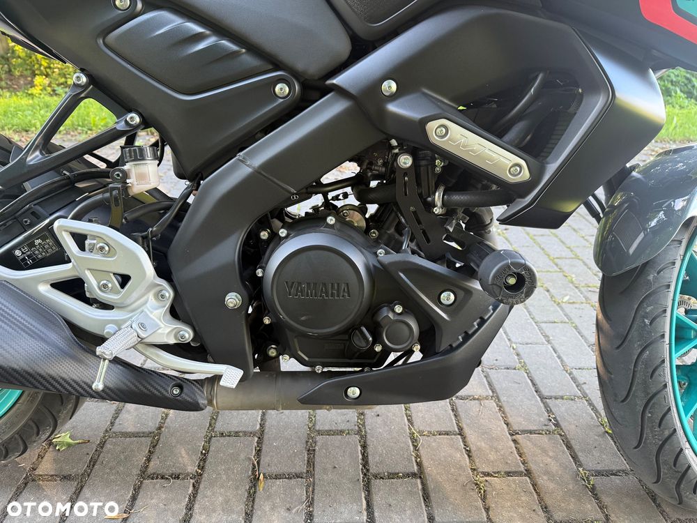 Yamaha MT - 12