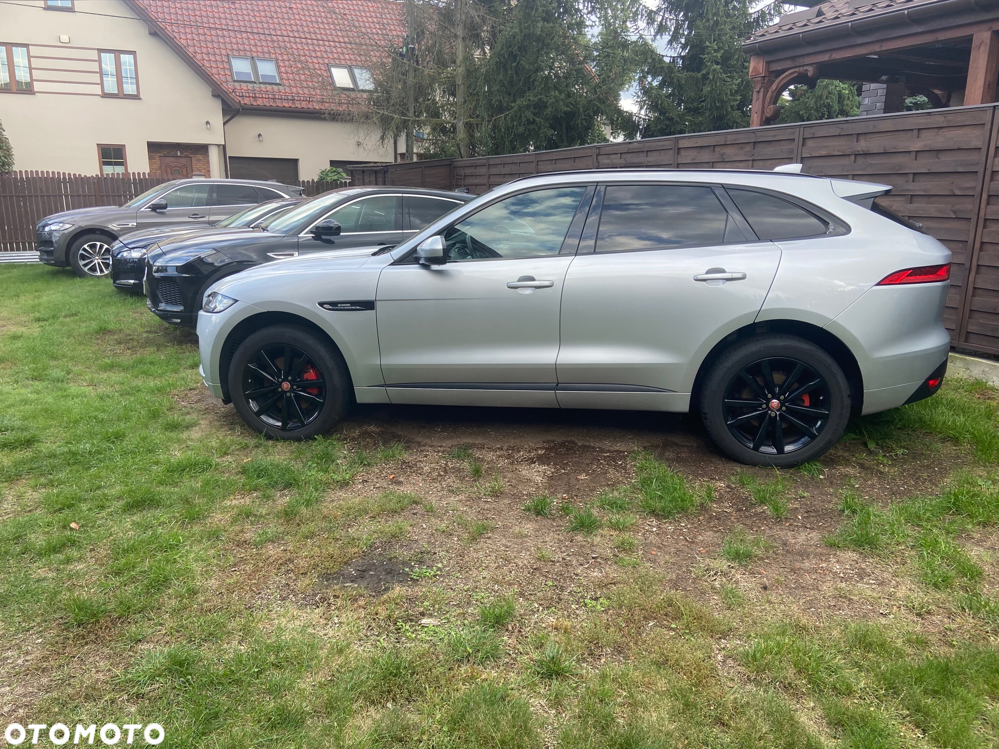 Jaguar F-Pace 25d AWD R-Sport - 5