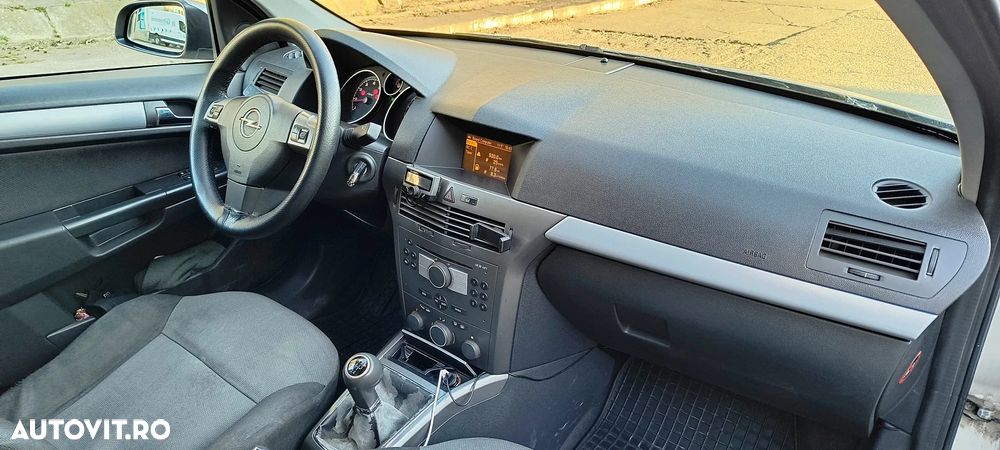 Opel Astra - 11