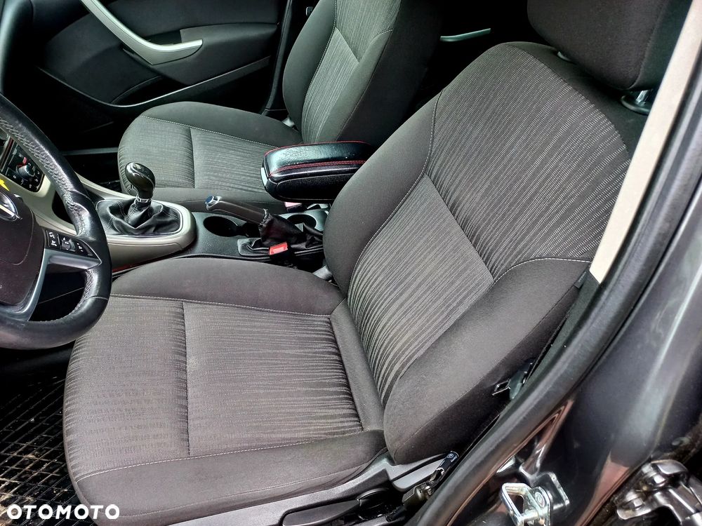 Opel Astra 1.4 Turbo - 11